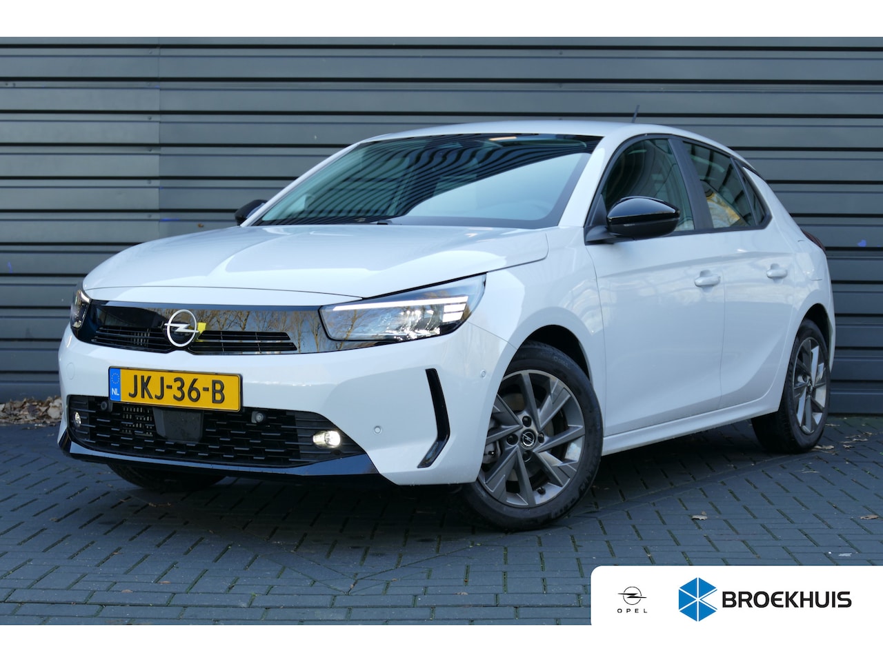 Opel Corsa - 1.2 TURBO 100PK 5-DRS BUSINESS EDITION / NAVI / AIRCO / LED / PDC / 16"LMV / CAMERA / BLUE - AutoWereld.nl