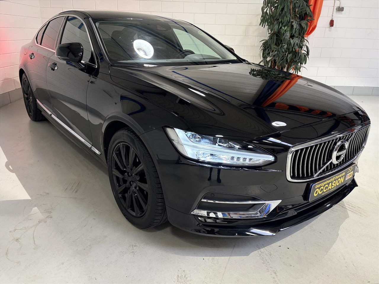 Volvo S90 - T4 190pk AUT8, ACC, Carplay, Led, Memory - AutoWereld.nl