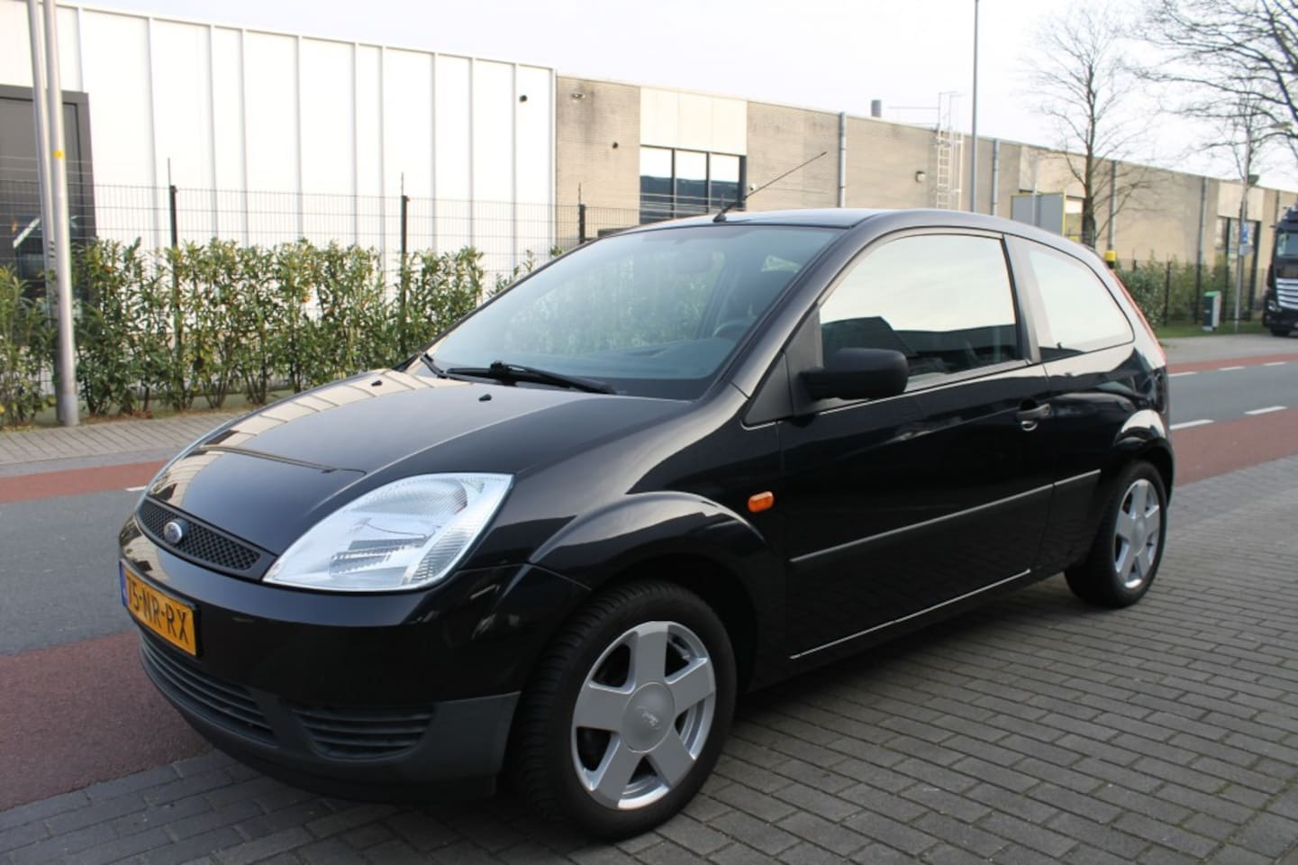 Ford Fiesta - 1.4-16V Ambiente 1.4-16V Ambiente - AutoWereld.nl