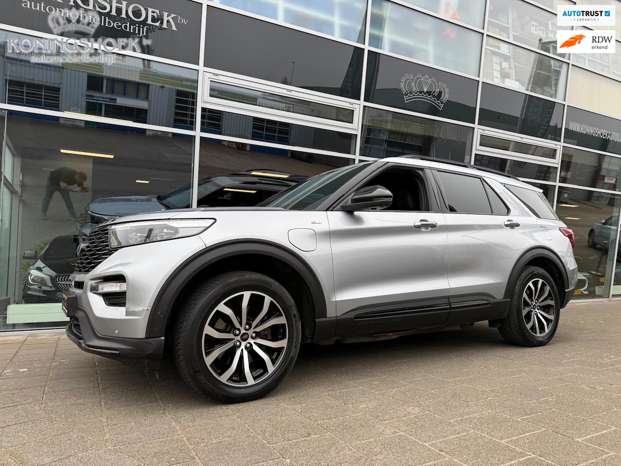 Ford Explorer - 3.0 V6 EcoBoost PHEV ST-Line 3.0 V6 EcoBoost PHEV ST-Line - AutoWereld.nl