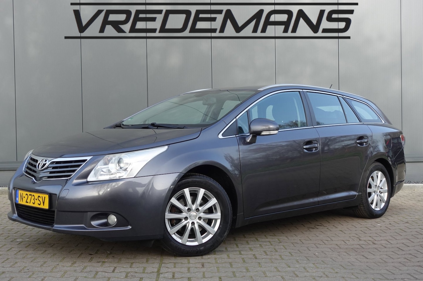 Toyota Avensis Wagon - 1.8 VVTi Dealeronderh. - AutoWereld.nl