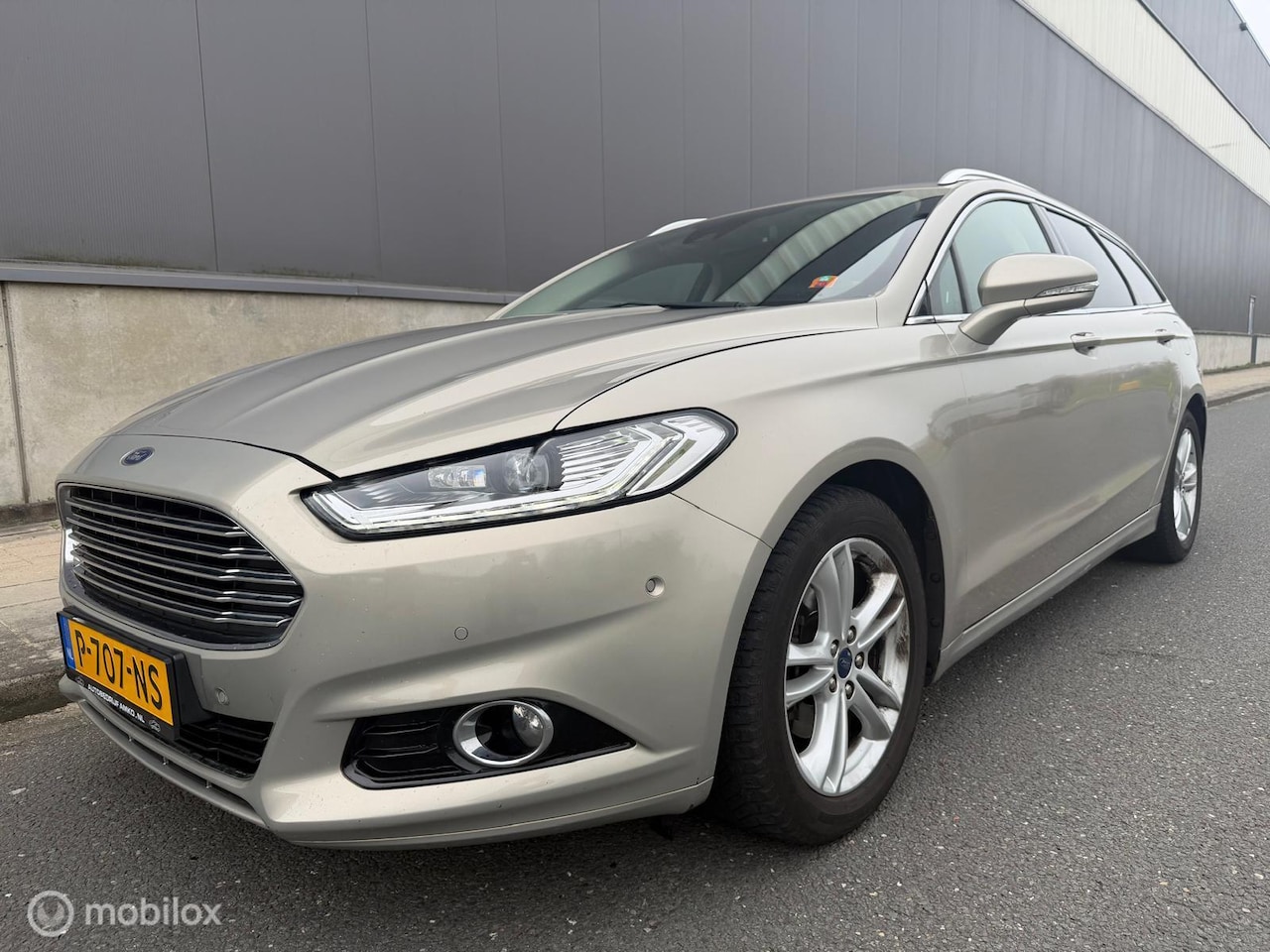 Ford Mondeo Wagon - 1.5 Titanium |Aut|Volledig Onderhouden| - AutoWereld.nl