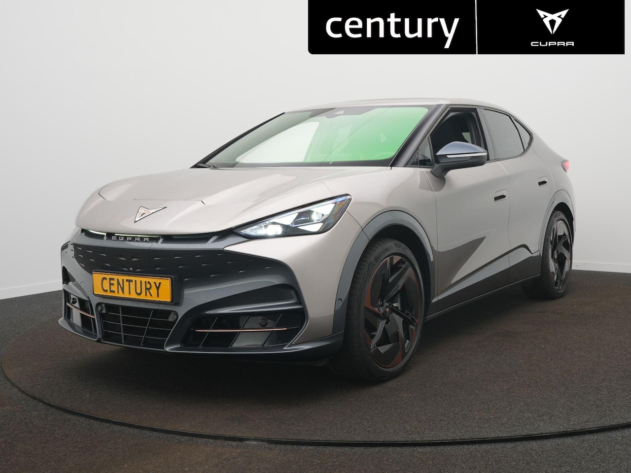 CUPRA Tavascan - VZ Adrenaline 82 kWh Apple Carplay/Android Auto - Warmtepomp - Panoramadak - Camera - Navi - AutoWereld.nl