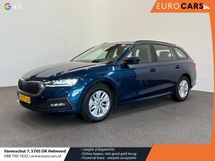 Skoda Octavia Combi - 1.0 e-TSI Business Edition Navigatie Apple Carplay/Android Auto Parkeersensoren Adaptive C