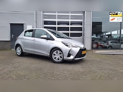 Toyota Yaris - 1.5 Hybrid Aspiration/Navigatie/Cruise/Camera/
