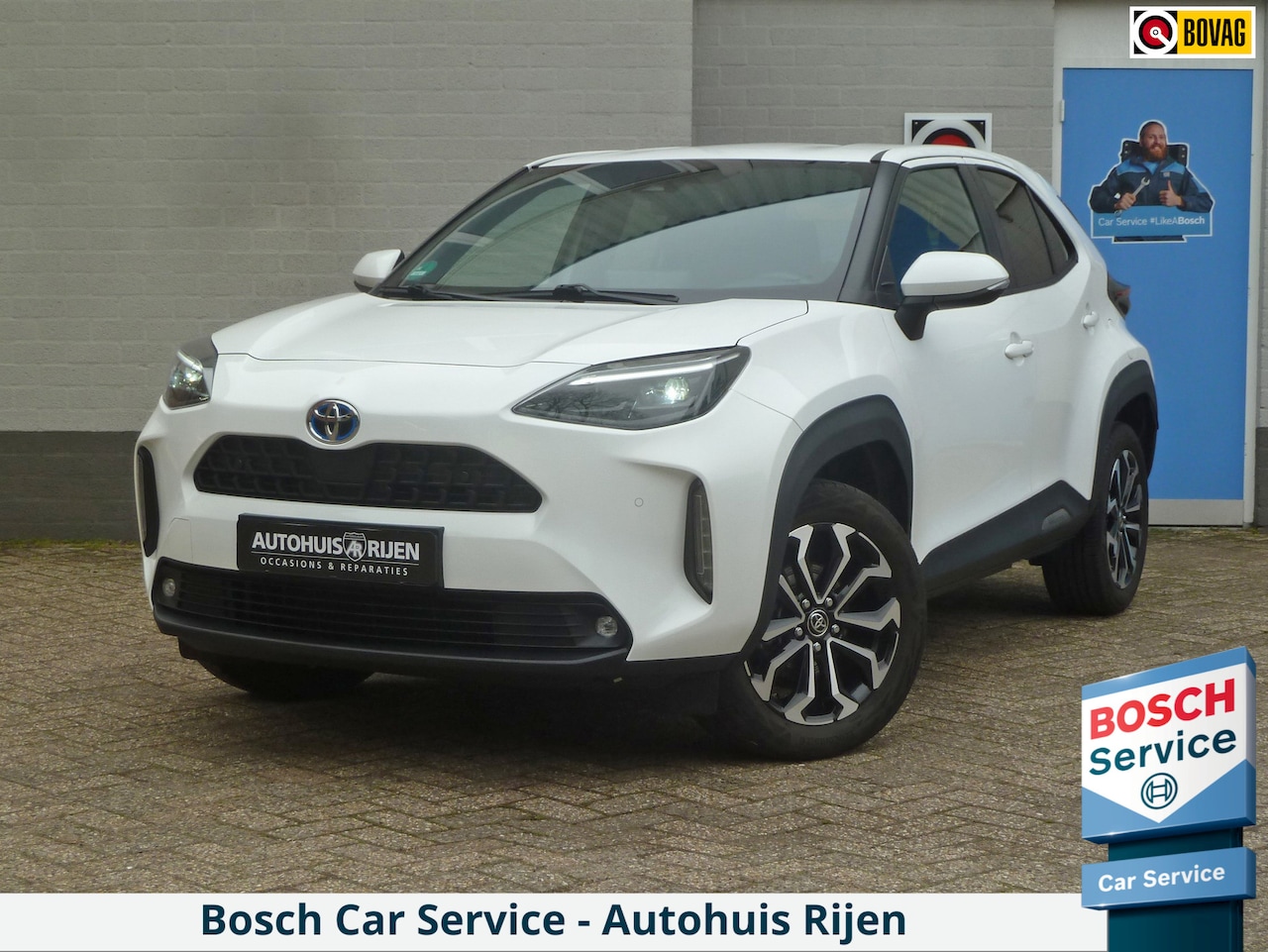 Toyota Yaris Cross - 1.5 Hybrid Dynamic|Adaptive-Cruise|Keyless-Entry|LED|Stoelverwarming|Afn.Trekhaak - AutoWereld.nl