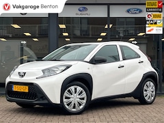 Toyota Aygo X - 1.0 VVT-i | All Season banden | Airco | Cruise Control | Lane Assist | Apple CarPlay | And
