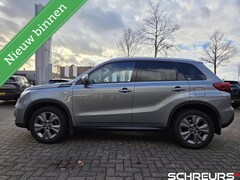 Suzuki Vitara - 1.4 Boosterjet Select|Trekhaak|140 pk 4 Cilinder|Tot 10 jaar garantie| Rijklaarprijs