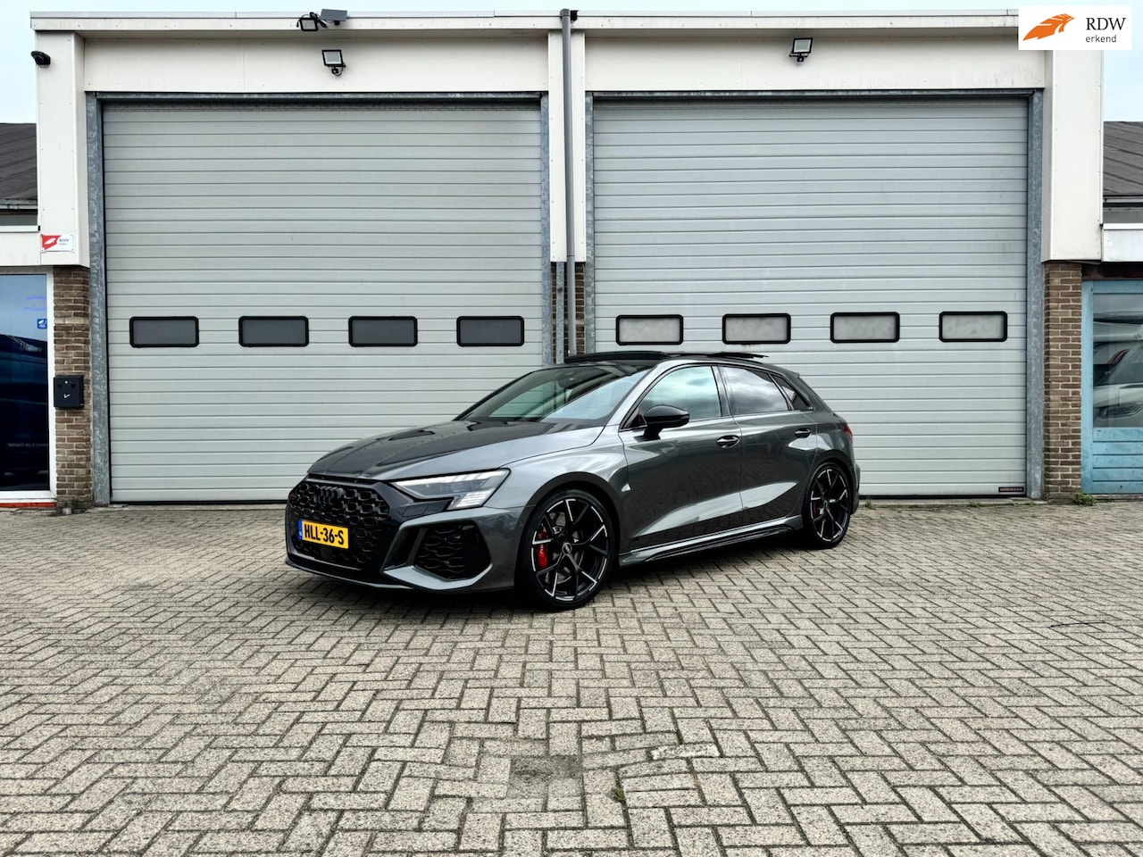 Audi A3 Sportback - 2.5 TFSI RS 3 quattro 2.5 TFSI RS 3 quattro - AutoWereld.nl