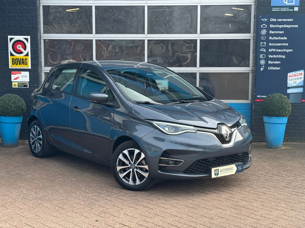 Renault Zoe - R135 Zen 52 kWh Gratis Afleverpakket | Achteruitrijcamera | - AutoWereld.nl