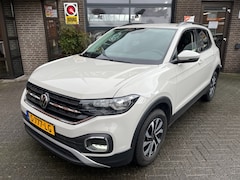 Volkswagen T-Cross - 1.0 TSI Active Bijzonder mooie kleur