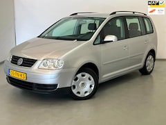 Volkswagen Touran - 1.6-16V FSI Trendline / NL-auto / Clima