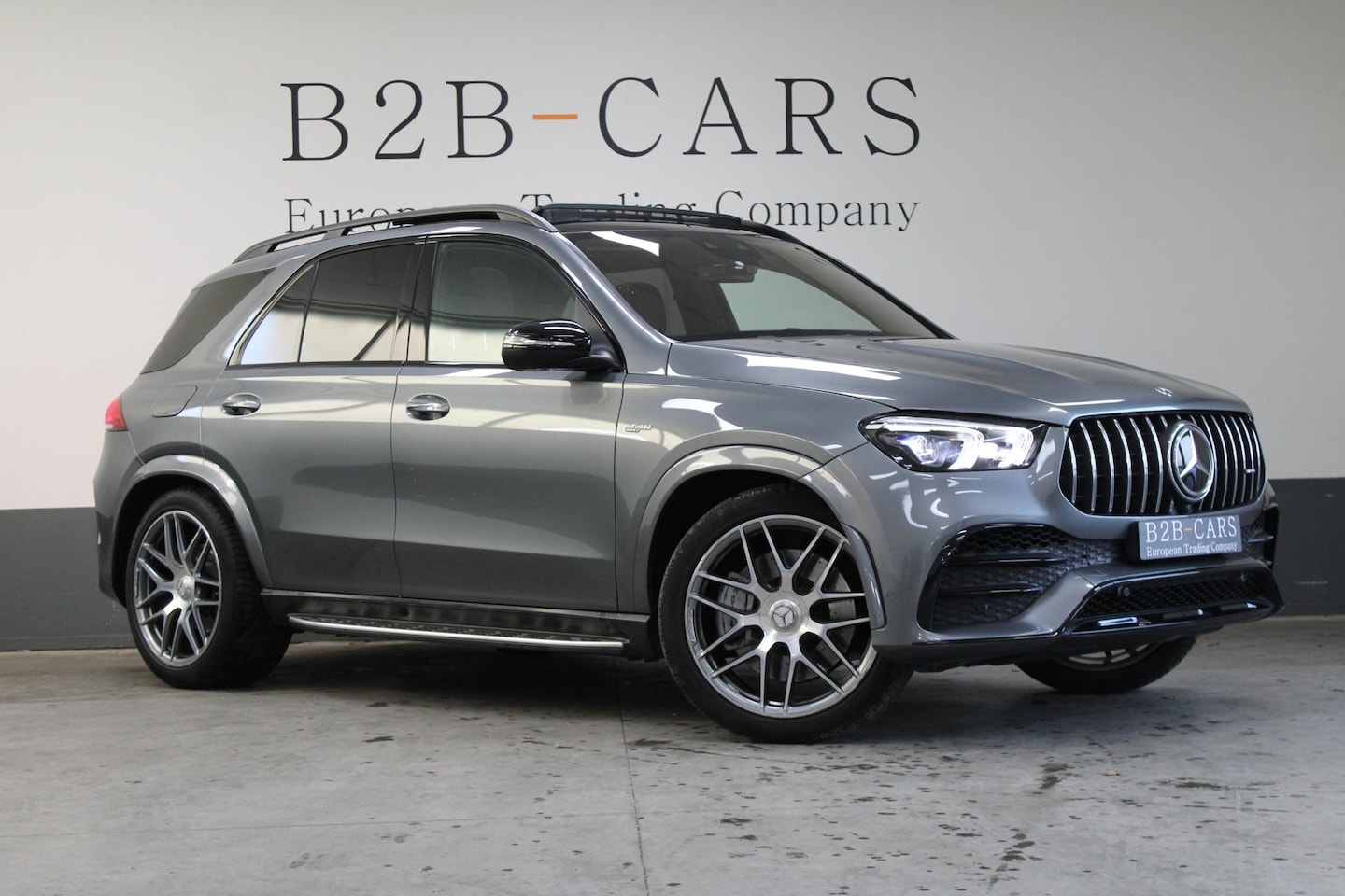 Mercedes-Benz GLE-Klasse - AMG 53 4MATIC+ Panorama | Burmester | Sportuitlaat | Airmatic Pakket - AutoWereld.nl