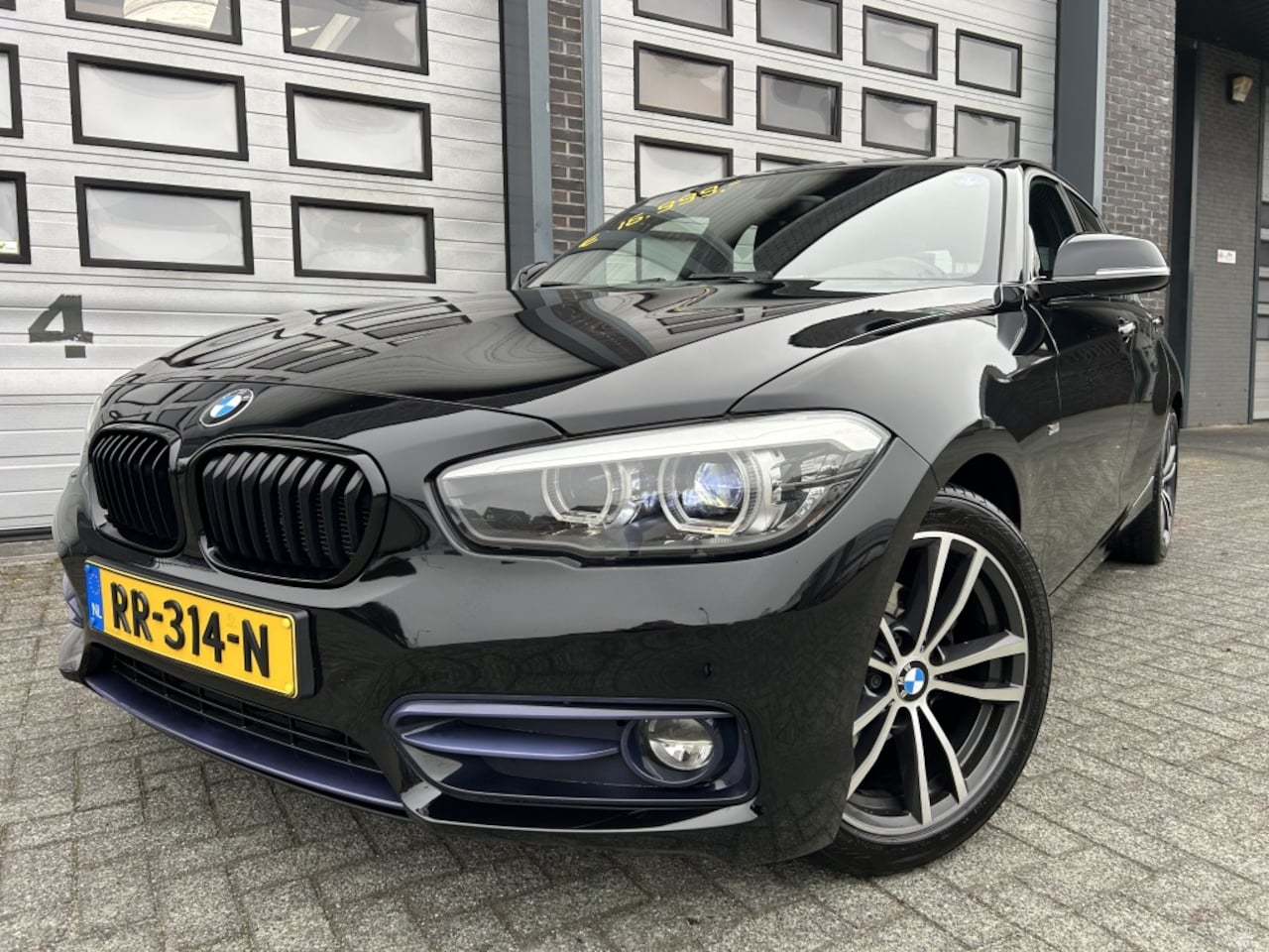 BMW 1-serie - 118i Edition Sport NIEUWSTAAT! 55.000Km NAP! - AutoWereld.nl