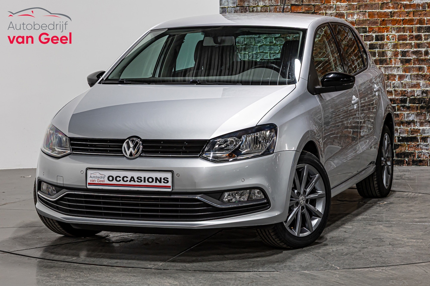 Volkswagen Polo - 1.2 TSI First Edition | Cruise controle | Navigatie - AutoWereld.nl