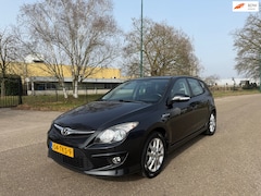 Hyundai i30 - 1.4i i-Motion MOTOR TIKT/CLIMA/CRUISE/PDC