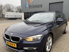BMW 3-serie Touring - 330d High Executive 2014 Automaat