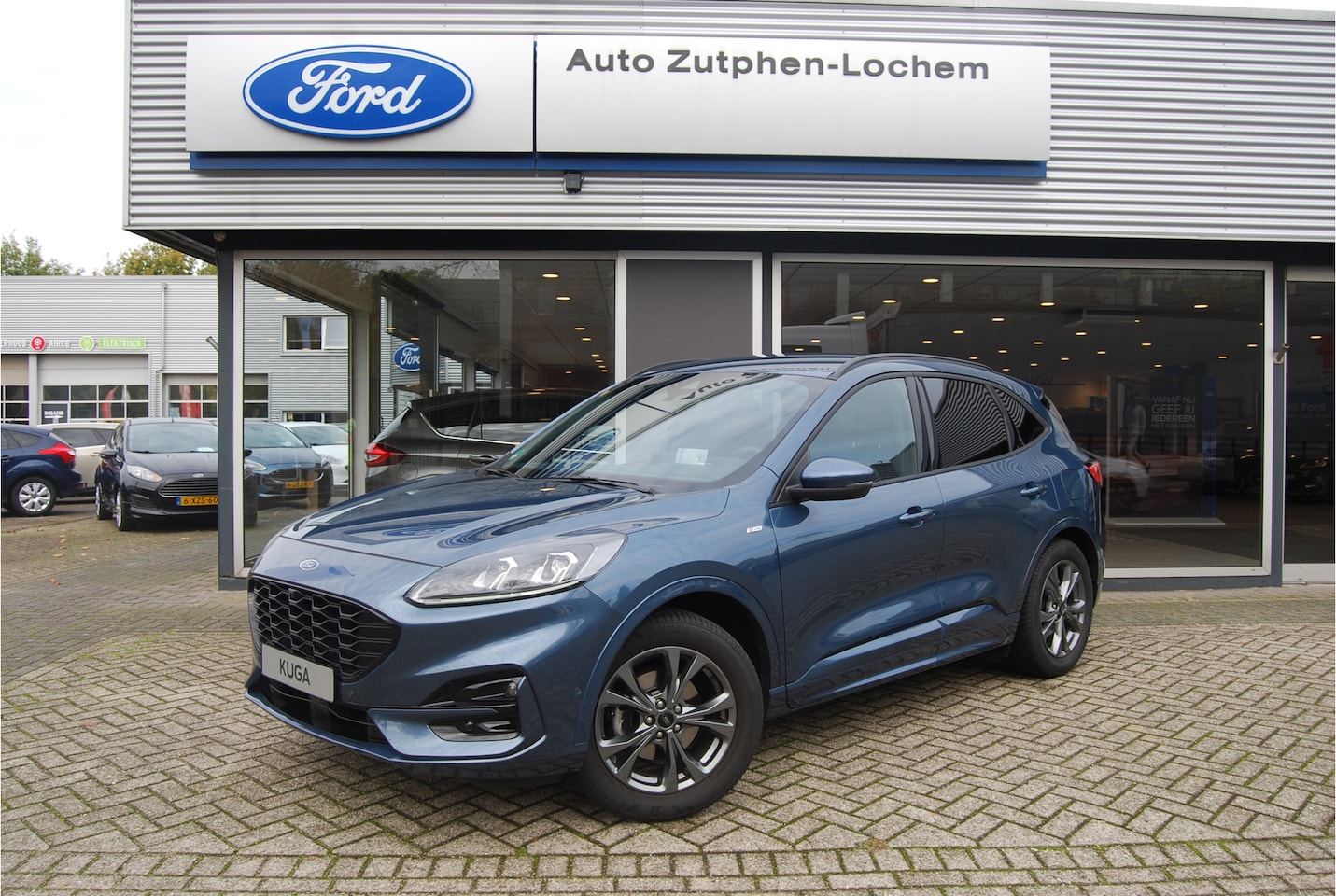 Ford Kuga - 1.5 EcoBoost ST-Line X 150pk | ELEKTR. TREKHAAK | PANORAMADAK | WINTERPACK | ADAPT. CRUISE - AutoWereld.nl