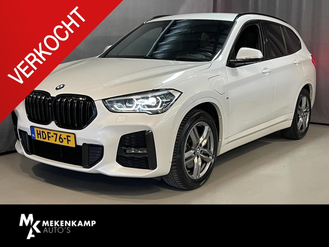 BMW X1 - xDrive25e High Executive M Sport 18"/Stoelverwarming/Sportstoelen/Elektrische Klep/LED/DAB - AutoWereld.nl