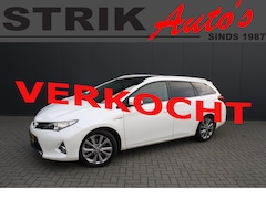 Toyota Auris Touring Sports - 1.8 Hybrid Executive - TREKHAAK - PANORAMADAK - CAMERA - 1e EIGENAAR