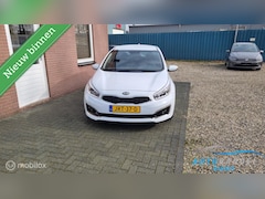Kia Cee'd - 1.4 CVVT comfortline veel opties 5drs 2017 lage km