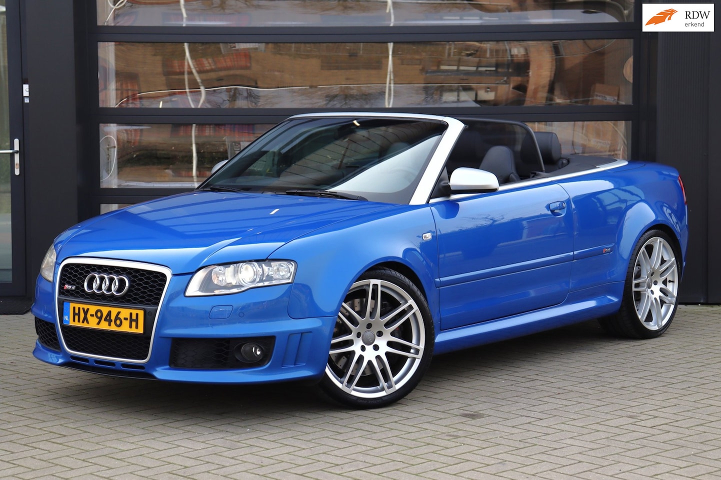 Audi A4 Cabriolet - 4.2 V8 RS 4 quattro | Kuiperstoelen | Bose | Sportstuur | Volledig Onderhouden | Sprint Bl - AutoWereld.nl