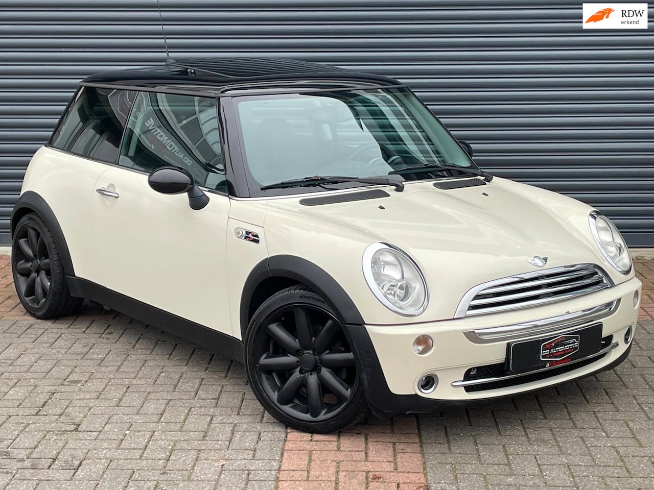MINI Cooper - Mini 1.6 Chili Pano | Navi | Cruise | Airco - AutoWereld.nl