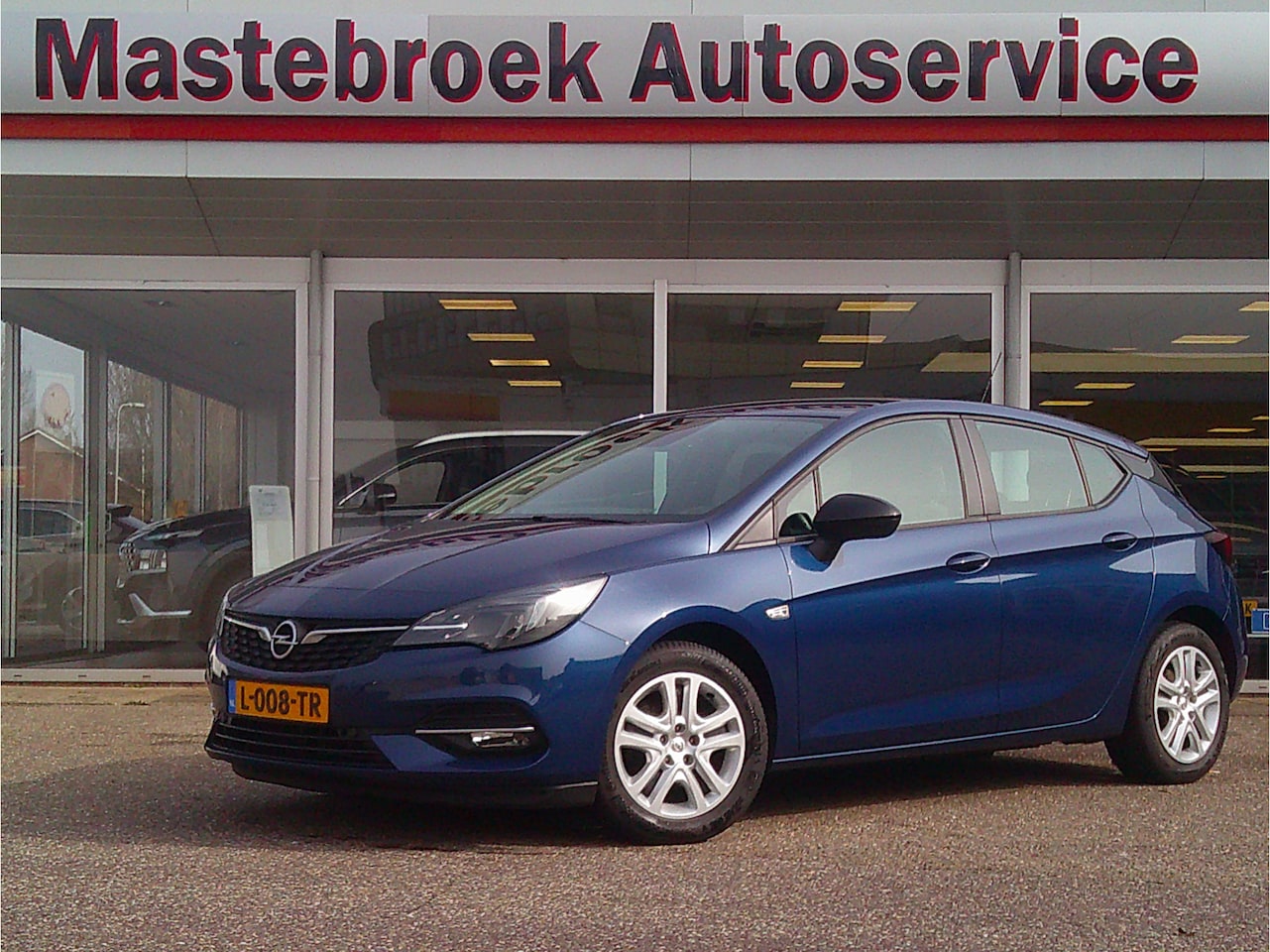 Opel Astra - 1.2 Business Edition Staat in Hardenberg - AutoWereld.nl