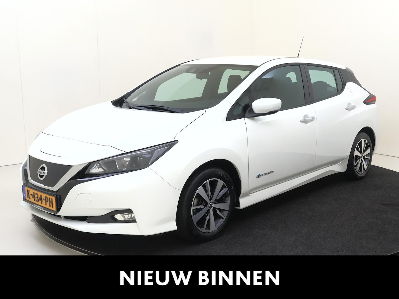 Nissan LEAF - Acenta 40 kWh | Climate Control / ECC | Licht metalen velgen 16 inch | Cruise control | Na - AutoWereld.nl