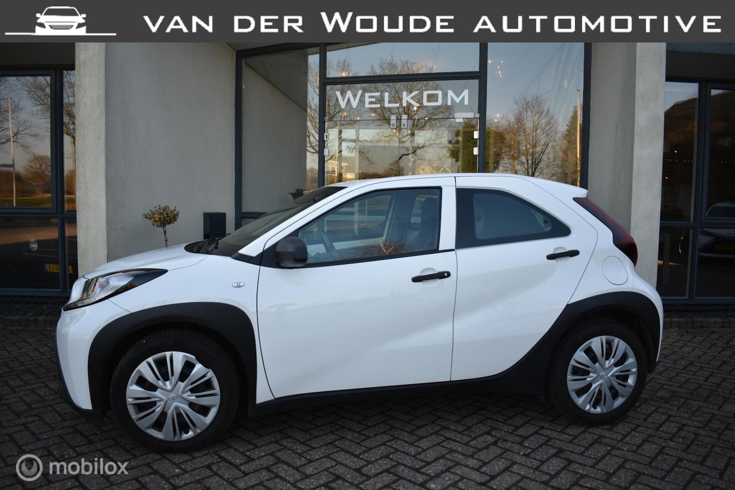 Toyota Aygo X - 1.0 VVT-i MT 1.0 VVT-i MT 5DRS, 2023| CARPLAY+ AUTO Cruise! - AutoWereld.nl