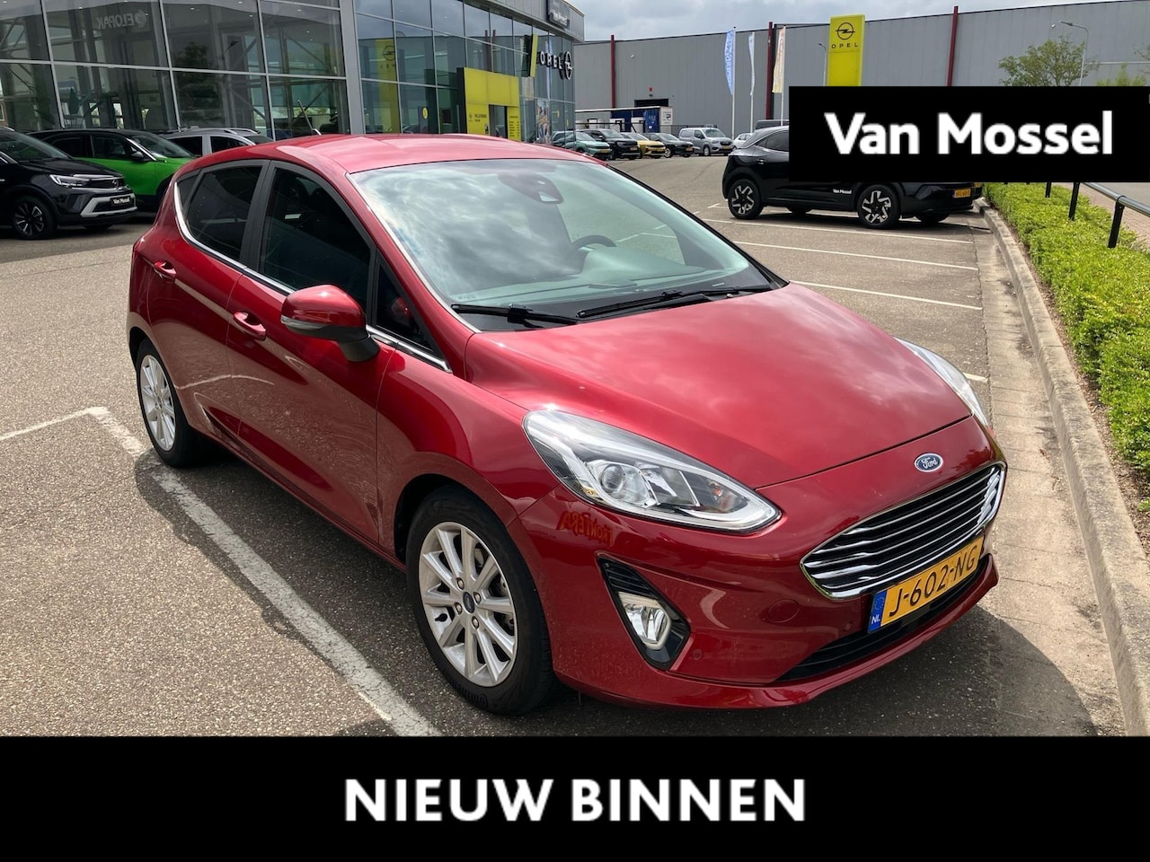 Ford Fiesta - 1.0 EcoBoost Hybrid Titanium X | Climate Control | Adaptive Cruise Control | Trekhaak | Wi - AutoWereld.nl