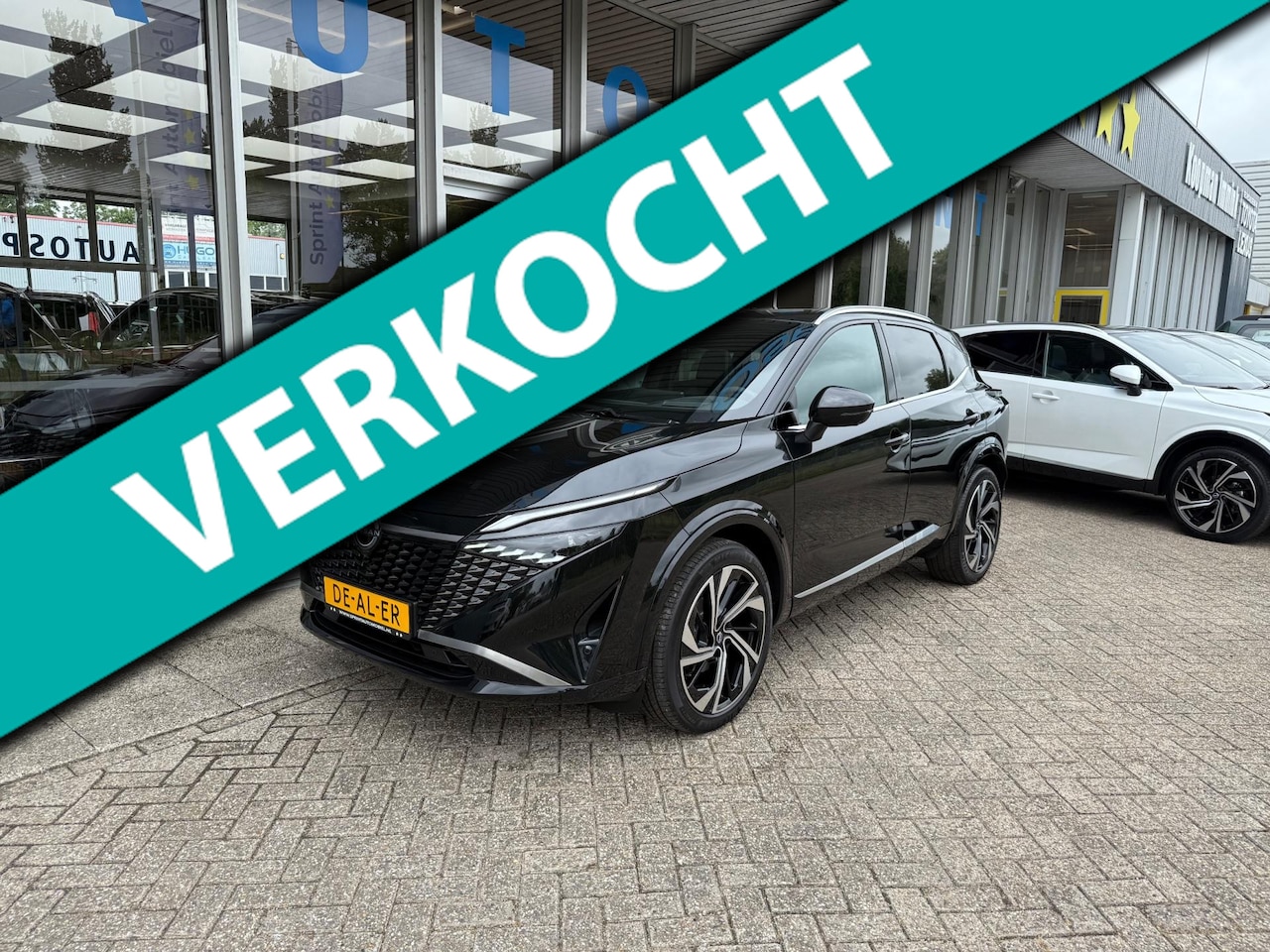 Nissan Qashqai - 1.3 MHEV Xtronic Tekna Plus 158PK /PANORAMADAK / 360 CAMERA / LEDER - AutoWereld.nl