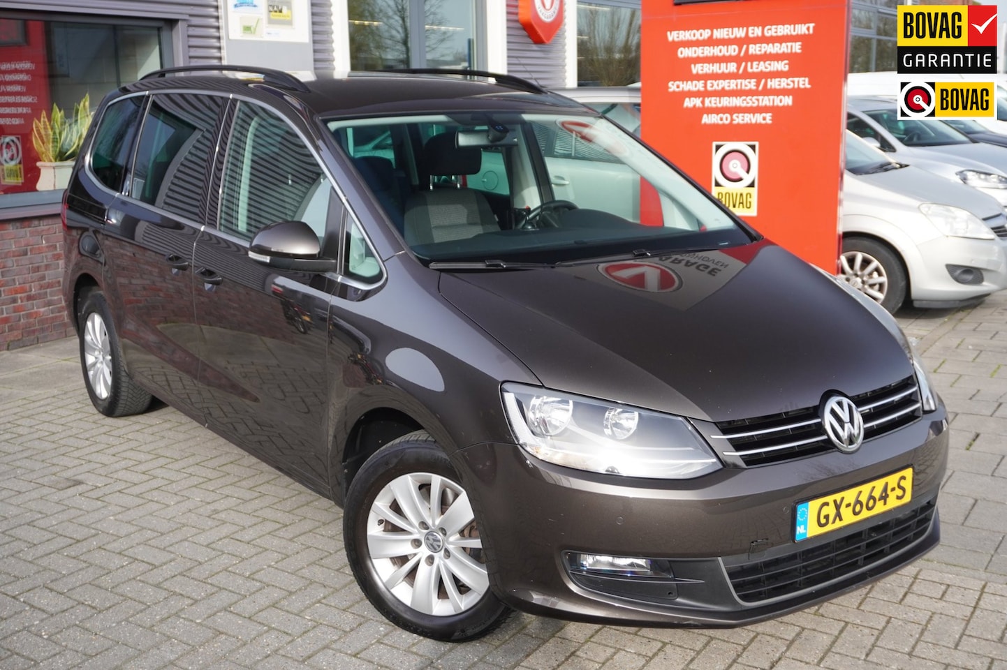 Volkswagen Sharan - 1.4 TSI Highline 7p. / Stoelverwarming / Climate control / Trekhaak - AutoWereld.nl
