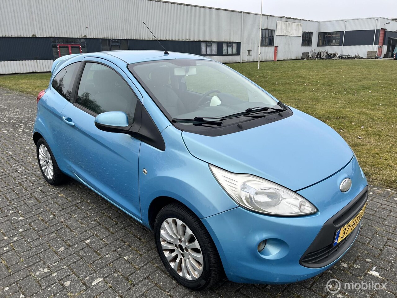 Ford Ka - 1.2 Titanium / NAP / Airco / APK / - AutoWereld.nl
