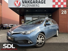 Toyota Auris Touring Sports - 1.8 Hybrid Dynamic // LED // NAVI // CAMERA // CLIMA // DAB // KEYLESS // TREKHAAK