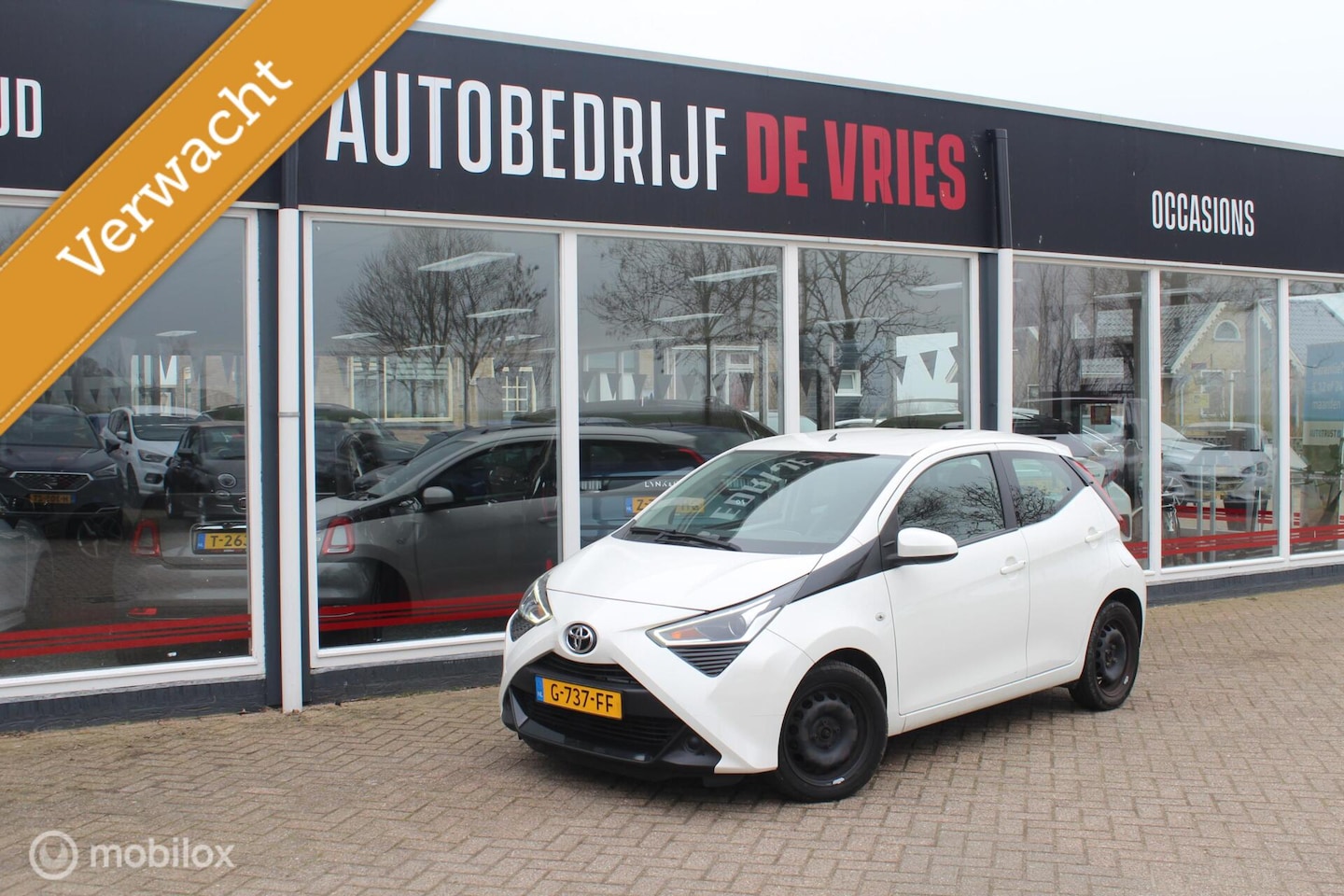 Toyota Aygo - 1.0 VVT-i X-play Airco/Carplay/Camera/Led/NAP - AutoWereld.nl