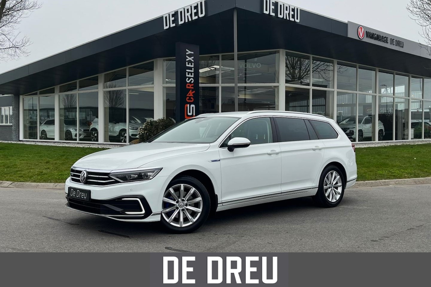 Volkswagen Passat Variant - 1.4 TSI PHEV GTE Business | STAND KACHEL | ALCANTARA | CAMERA | STUURVERW | - AutoWereld.nl