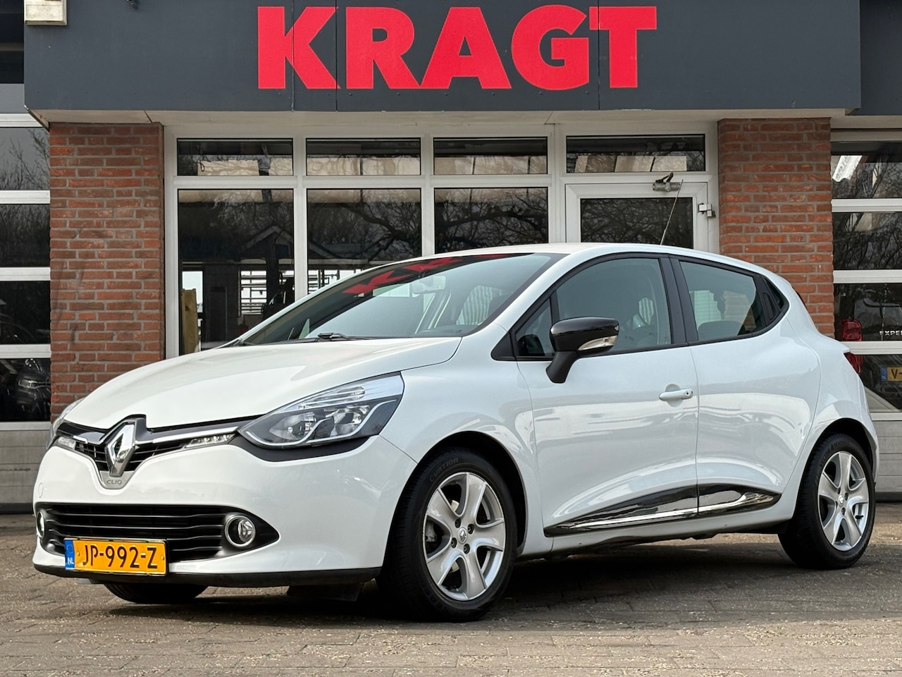 Renault Clio - Dynamique 0.9 TCe 90 pk - 5dsr - Navi - airco - lichtmetaal - - AutoWereld.nl