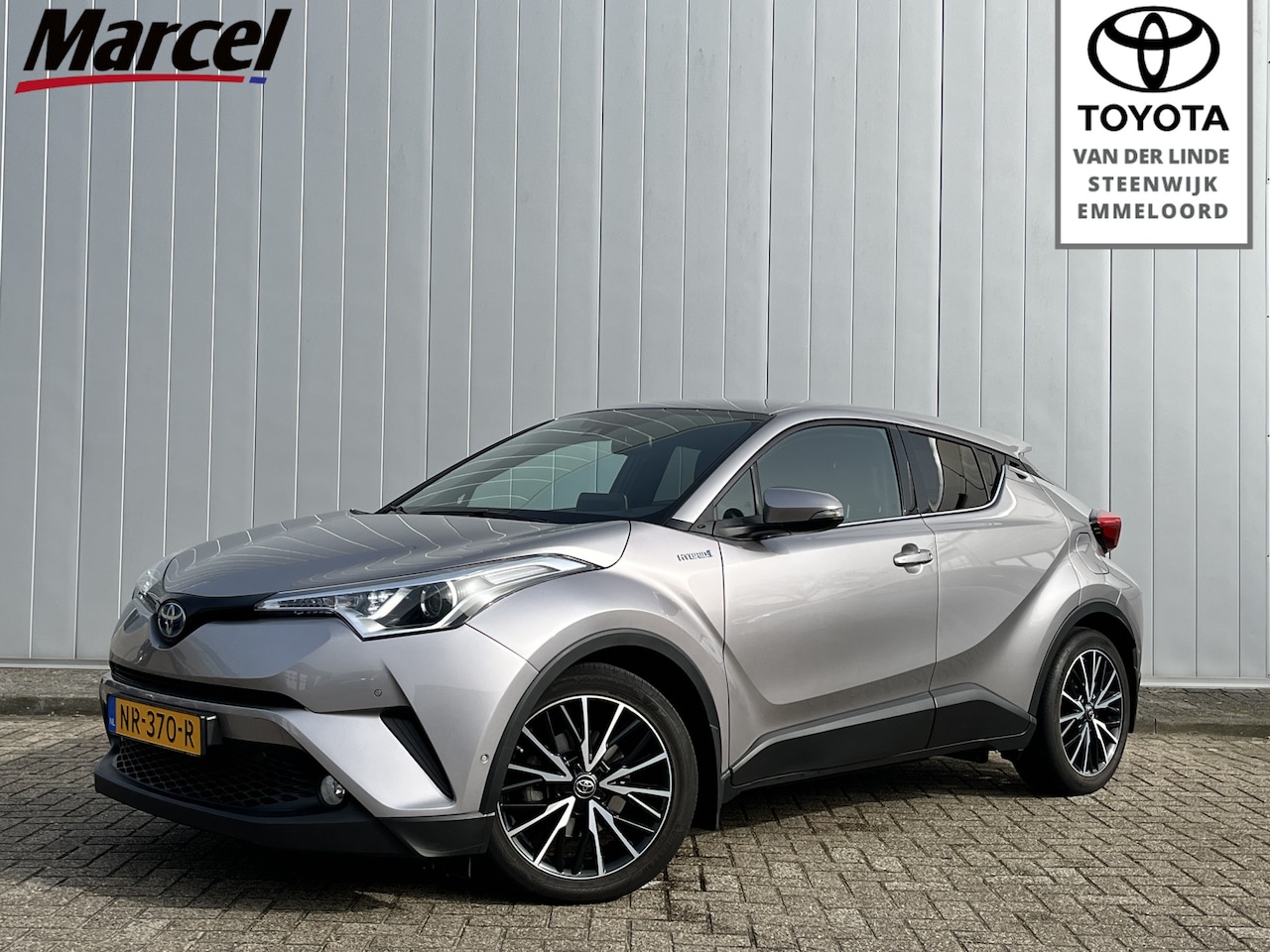 Toyota C-HR - 1.8 Hybrid Executive NL Auto Trekhaak Navi Stoel Verwarming Parkeersensoren - AutoWereld.nl