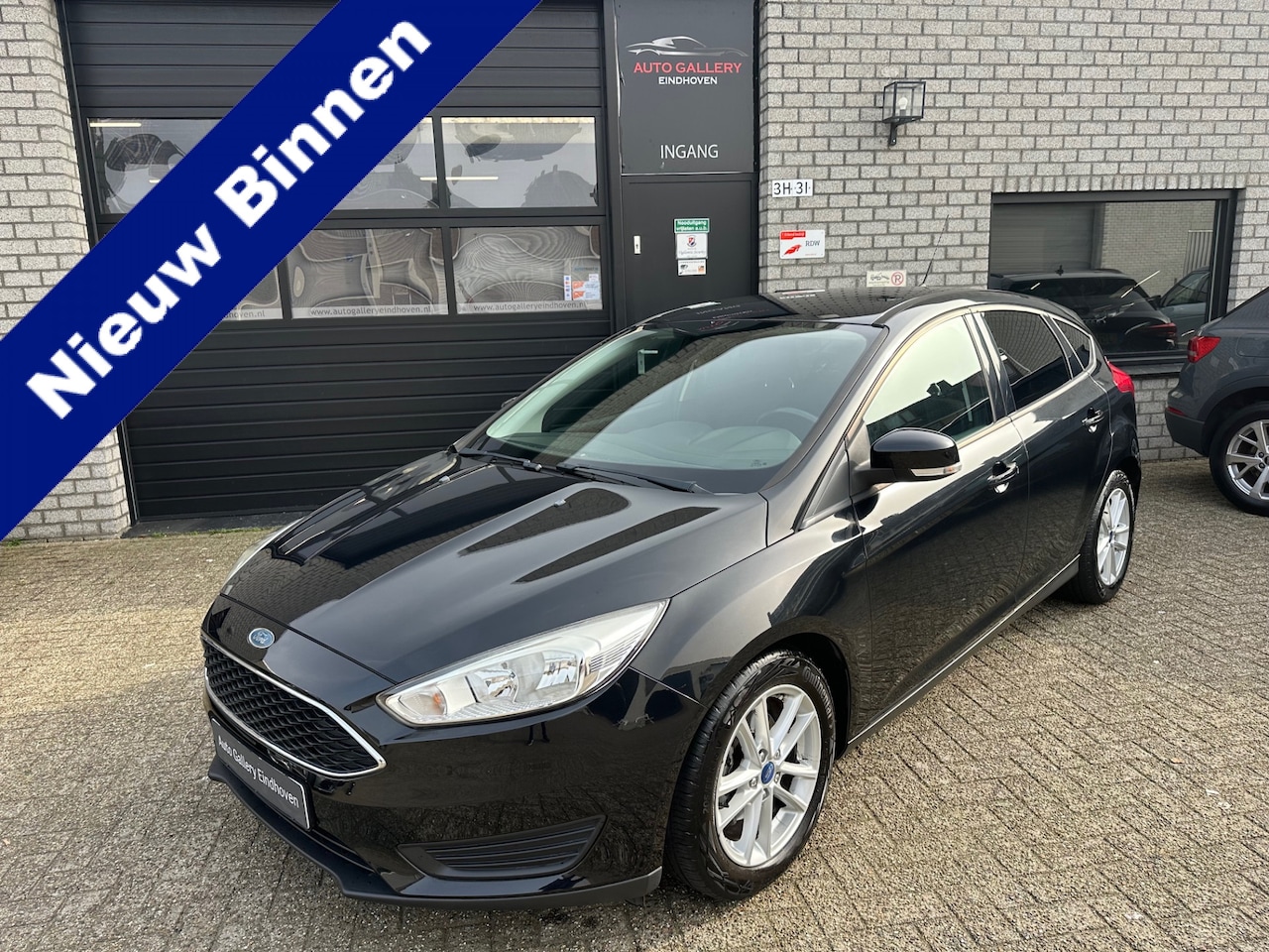 Ford Focus - 1.0 Trend *5drs*AIRCO*PDC*LM-VELGEN*1ste Eign*DEALER-ONDERHOUDEN* - AutoWereld.nl