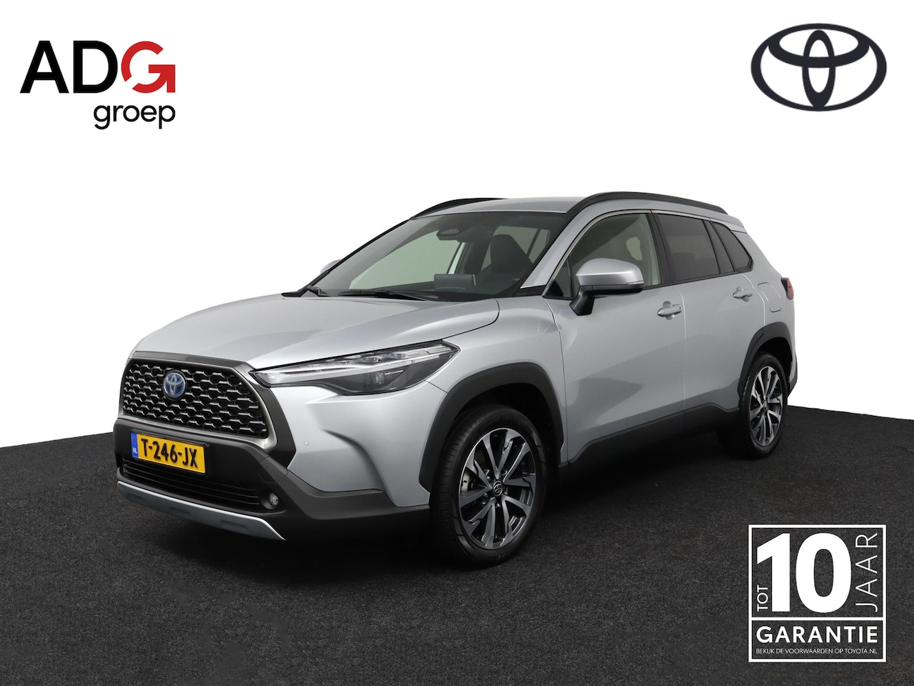 Toyota Corolla Cross - 2.0 High Power Hybrid First Edition | Trekhaak | Draadloze Telefoonlader | Dodehoek Detect - AutoWereld.nl