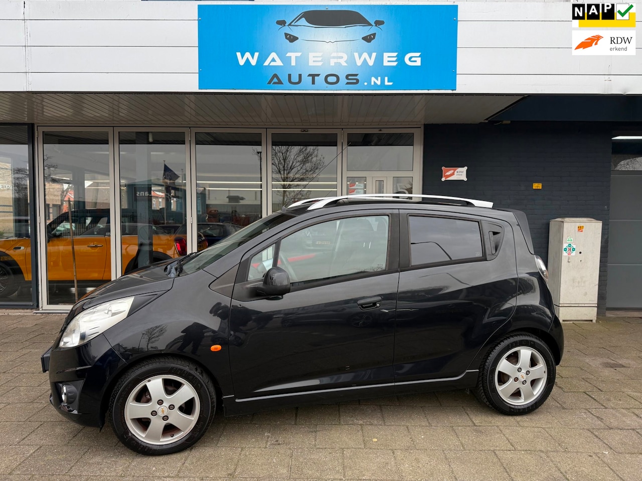 Chevrolet Spark - 1.2 16V LT Clima/Lm velgen/Sport uitvoering - AutoWereld.nl