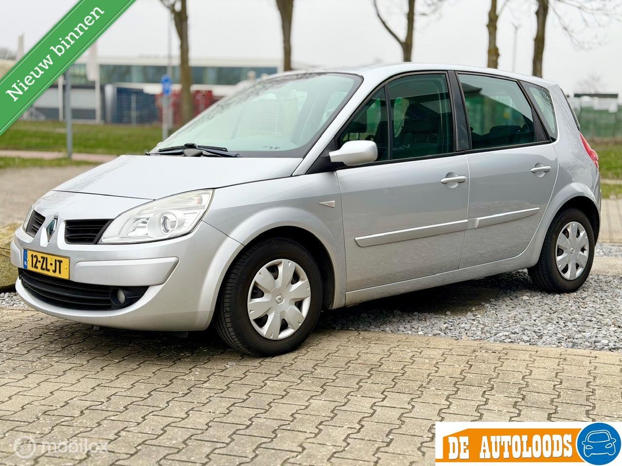 Renault Scénic - 1.6-16V Business Line | NAVI | PDC | Trekhaak - AutoWereld.nl
