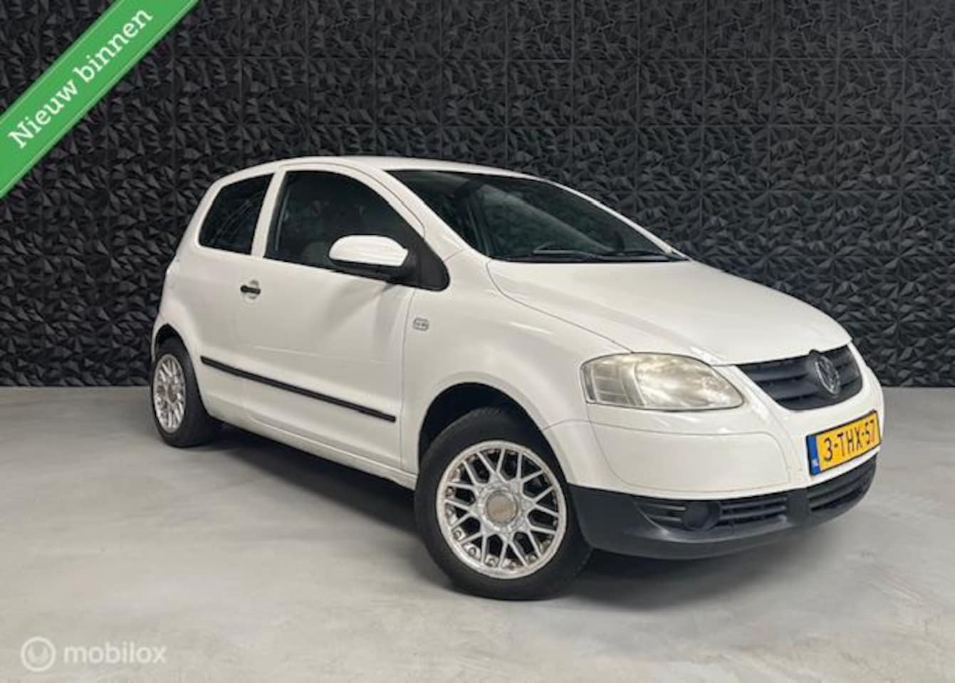 Volkswagen Fox - 1.2 Trendline | Airco | NIEUWE APK! | - AutoWereld.nl
