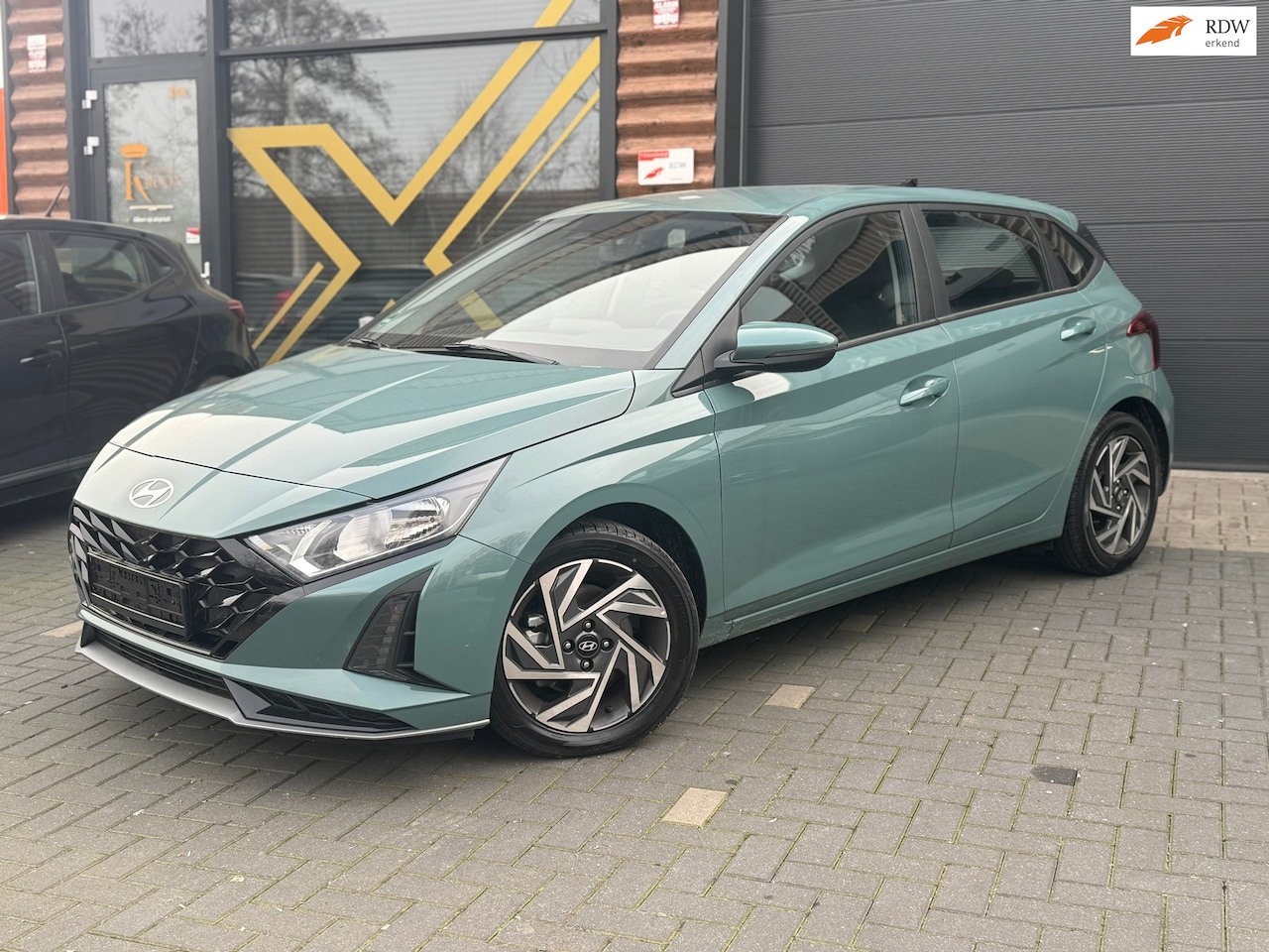 Hyundai i20 - 1.0 T-GDI Comfort Duits Schade Auto ! - AutoWereld.nl