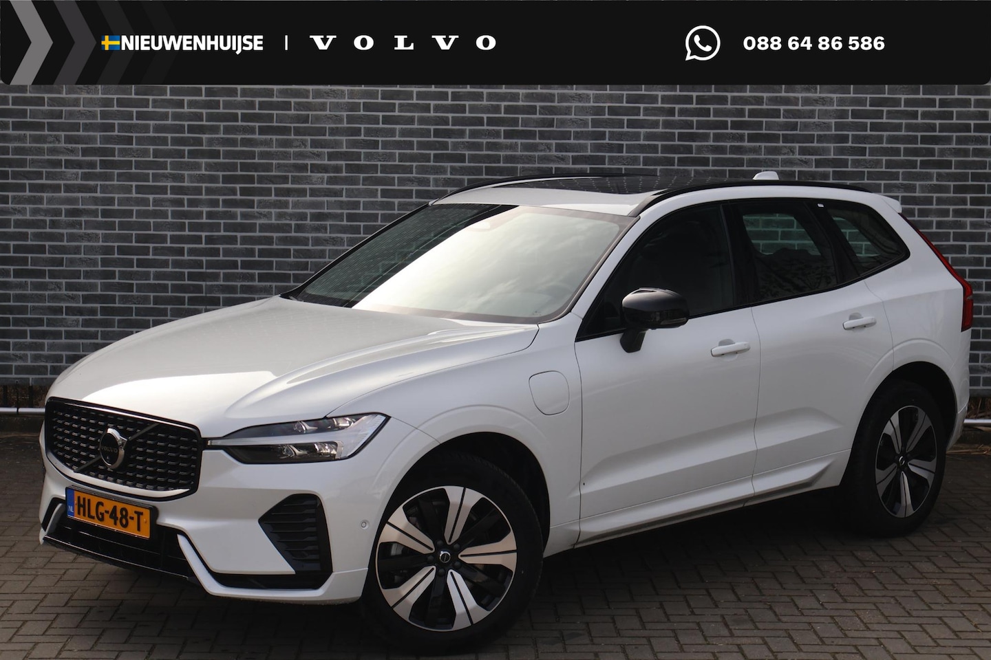 Volvo XC60 - 2.0 T6 Plug-in hybrid AWD Plus Dark | Adaptieve Cruise Control | Dode hoek detectie | Stoe - AutoWereld.nl