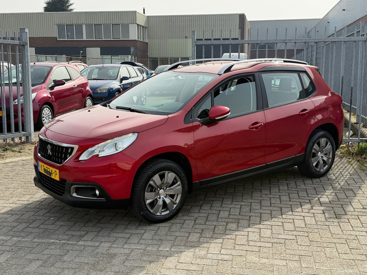 Peugeot 2008 - 1.2 PureTech Blue Lion 110PK HOGE INSTAP! NL AUTO NAP! Navi l Cruise l Airco l PDC l MTF-s - AutoWereld.nl