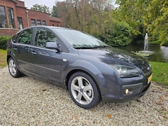 Ford Focus - 2.0-16V Rally Edition AIRCO/cruise
