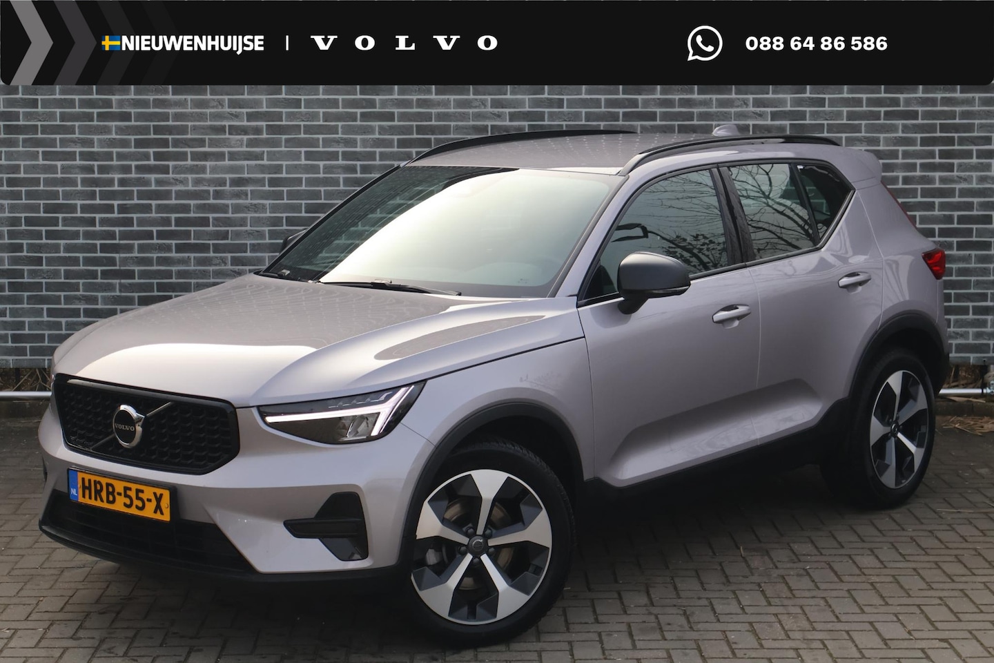 Volvo XC40 - 2.0 B4 Plus Dark | Adaptieve Cruise | Memory | Harman & Kardon | Verwarmde Voorstoelen en - AutoWereld.nl