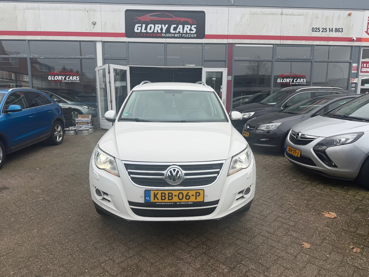 Volkswagen Tiguan - 2.0 TSI Sport&Style 4Motion DSG AUTOMAAT-LEER-CRUISE-PDC - AutoWereld.nl